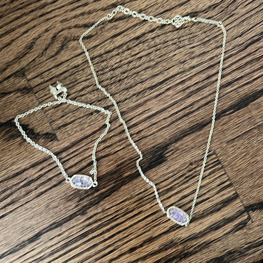 Kendra Scott bracelet and necklace